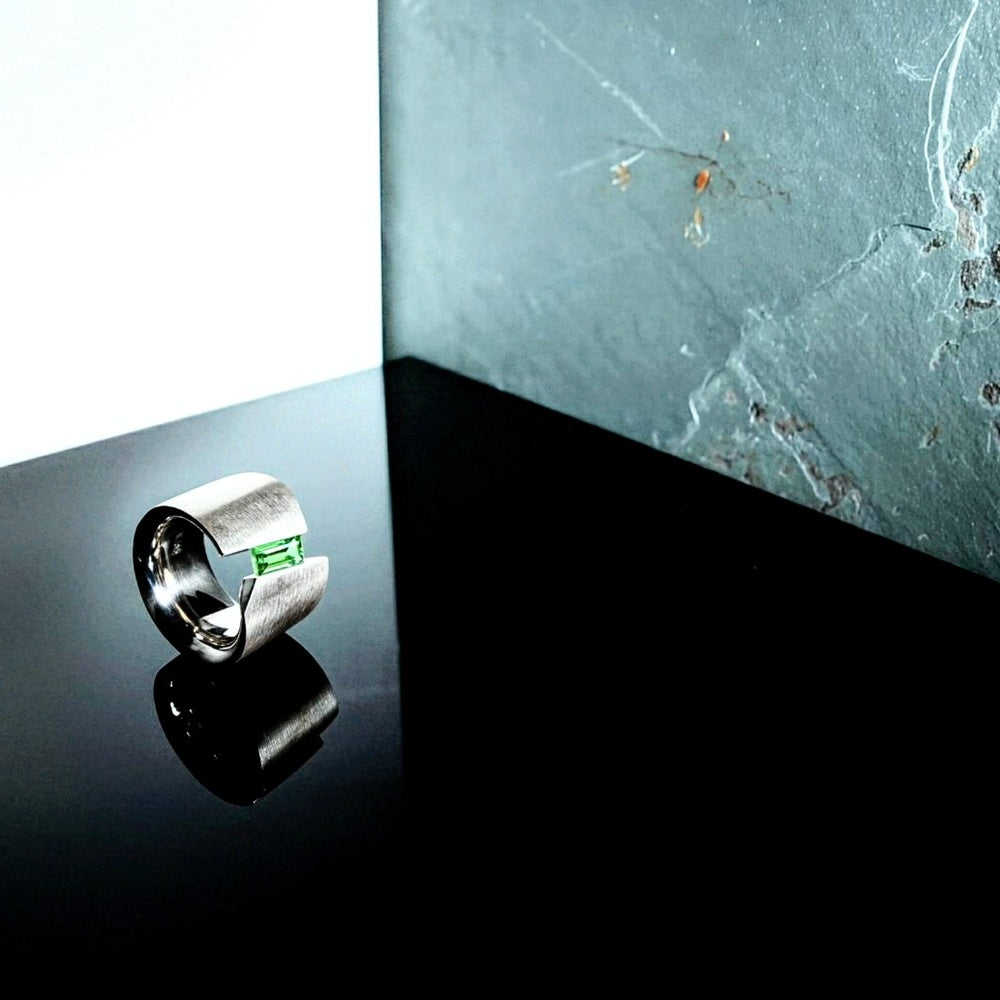 Exo Light Green Ring